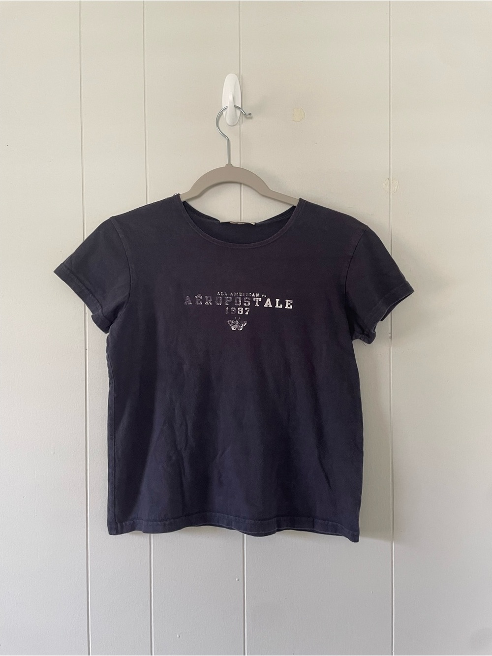 Aeropostale Women’s Navy Blue Graphic T-Shirt Short Sleeve Casual Tee